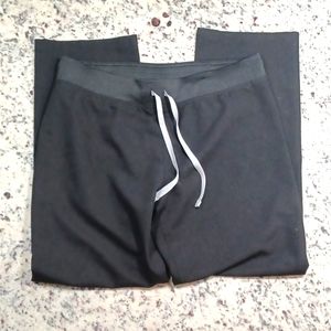 Figs Livingston Black Basic Scrub pants